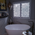 Casablanca_vinly_lattice_bathroom_Acurio_Latticeworks